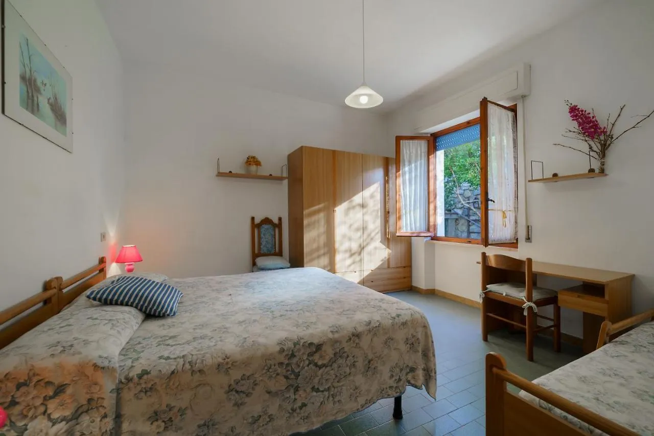Apartment Appartamento Pomonte La Posta - Goelba